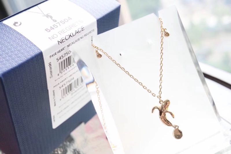 Swarovski Necklace 01lyh71